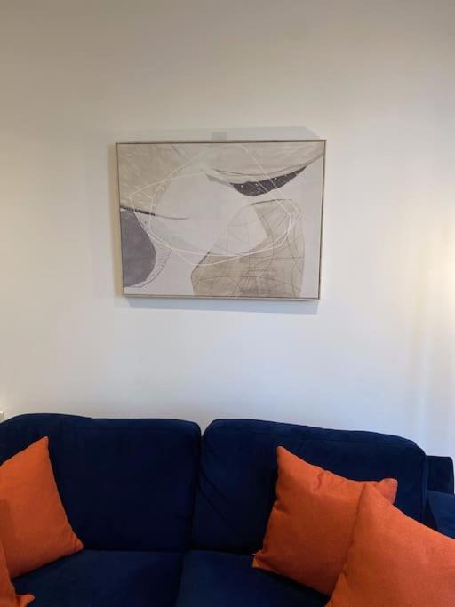 Central Manchester-1Br Apartment Free Parking-Cinema Room Exterior photo