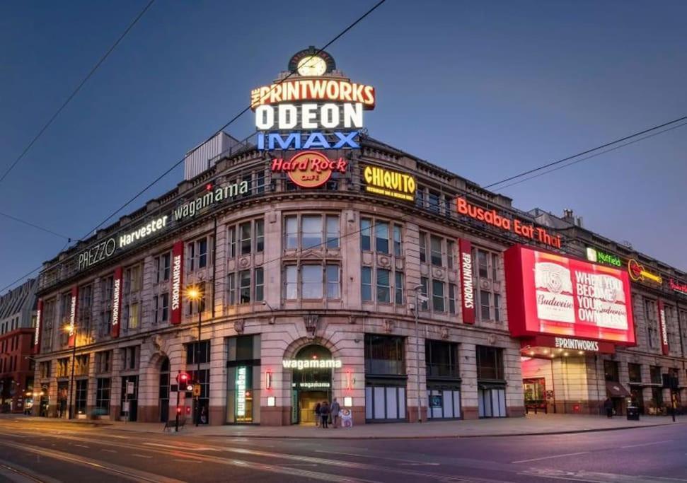 Central Manchester-1Br Apartment Free Parking-Cinema Room Exterior photo
